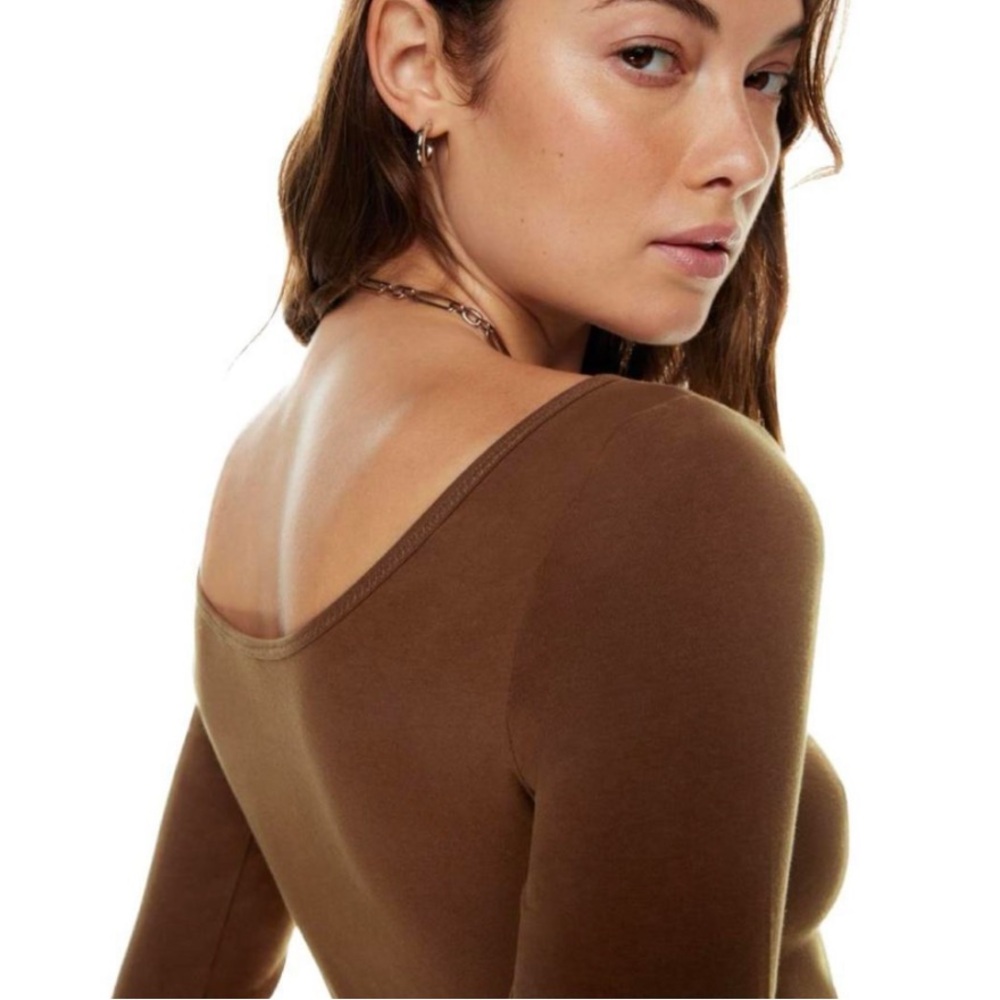Aritzia Sunday Best Nakita Top - Picture 3 of 4